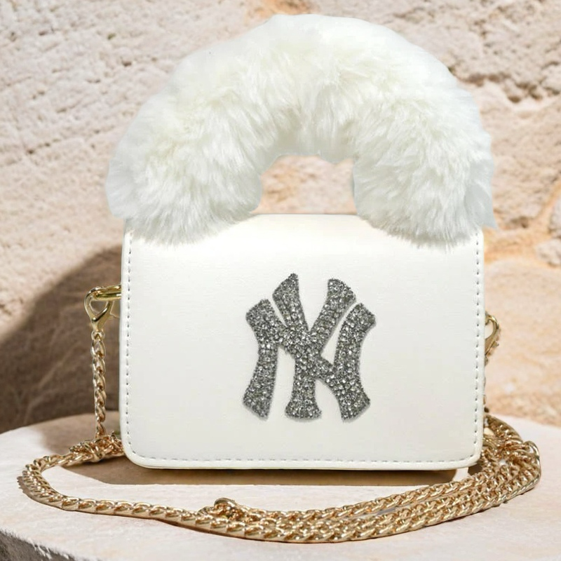 ◆THE MUSEUM VISITOR◆ FUR MINIBAG WHITE 15075 THE MUSEUM VISITOR| FUR MINIBAG WHITE 15075 (THE MUSEUM